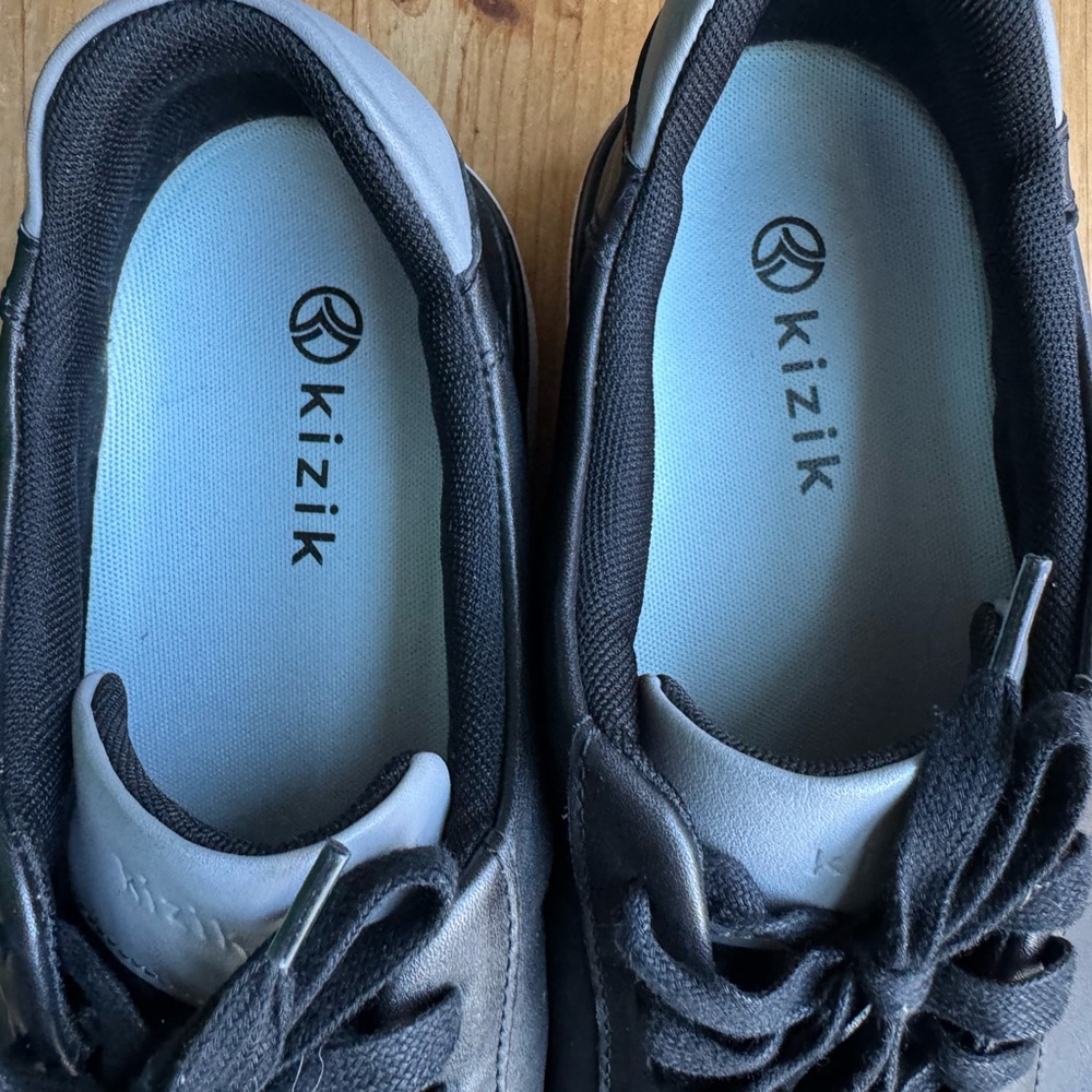Kizik Vegas Black leather sneakers 13 Wide - Picture 5 of 9